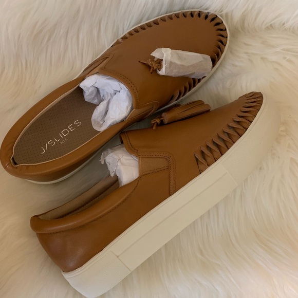 J slides shoes - Picture 3 of 4